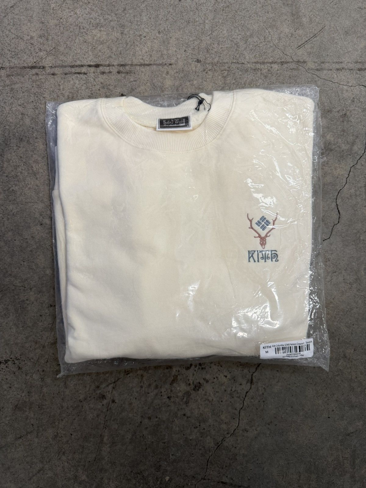 Kith Kith Columbia S2W8 Nelson Crewneck Sandrift Size US M / EU 48-50 / 2 - 11 Thumbnail