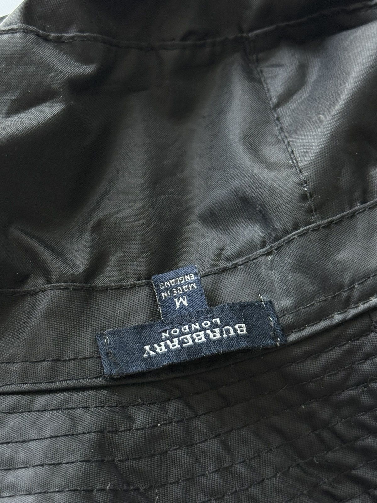 Burberry Burberry London Vintage Nova check reversible bucket hat Size ONE SIZE - 5 Thumbnail