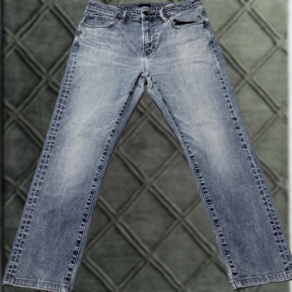 Uniqlo Uniqlo Jeans Women's 32X24 Blue Denim Mid-Rise Zip Fly Skinny 5-Pocket Design Jeans Women Blue Denim Skinny 32x24 Size 24" / US 00 / IT 34 - 1 Thumbnail