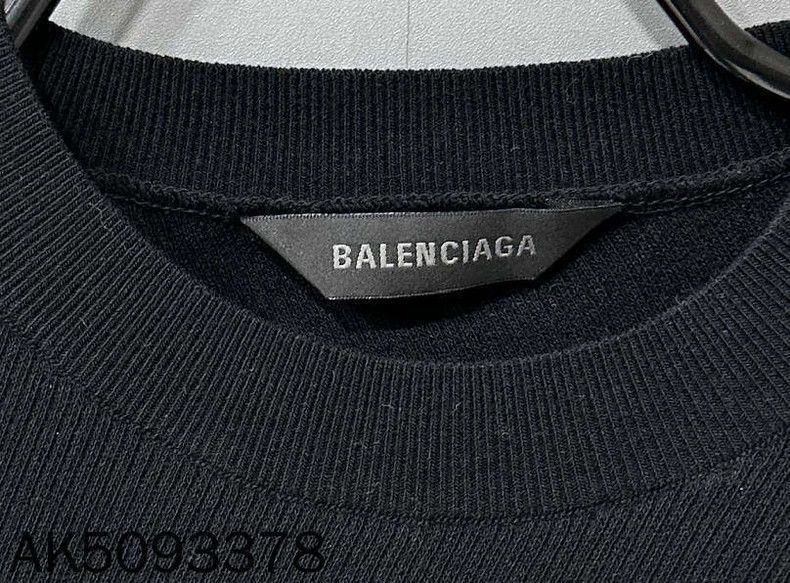 Balenciaga Balenciaga Patch Series Knit Sweater Size US L / EU 52-54 / 3 - 5 Thumbnail