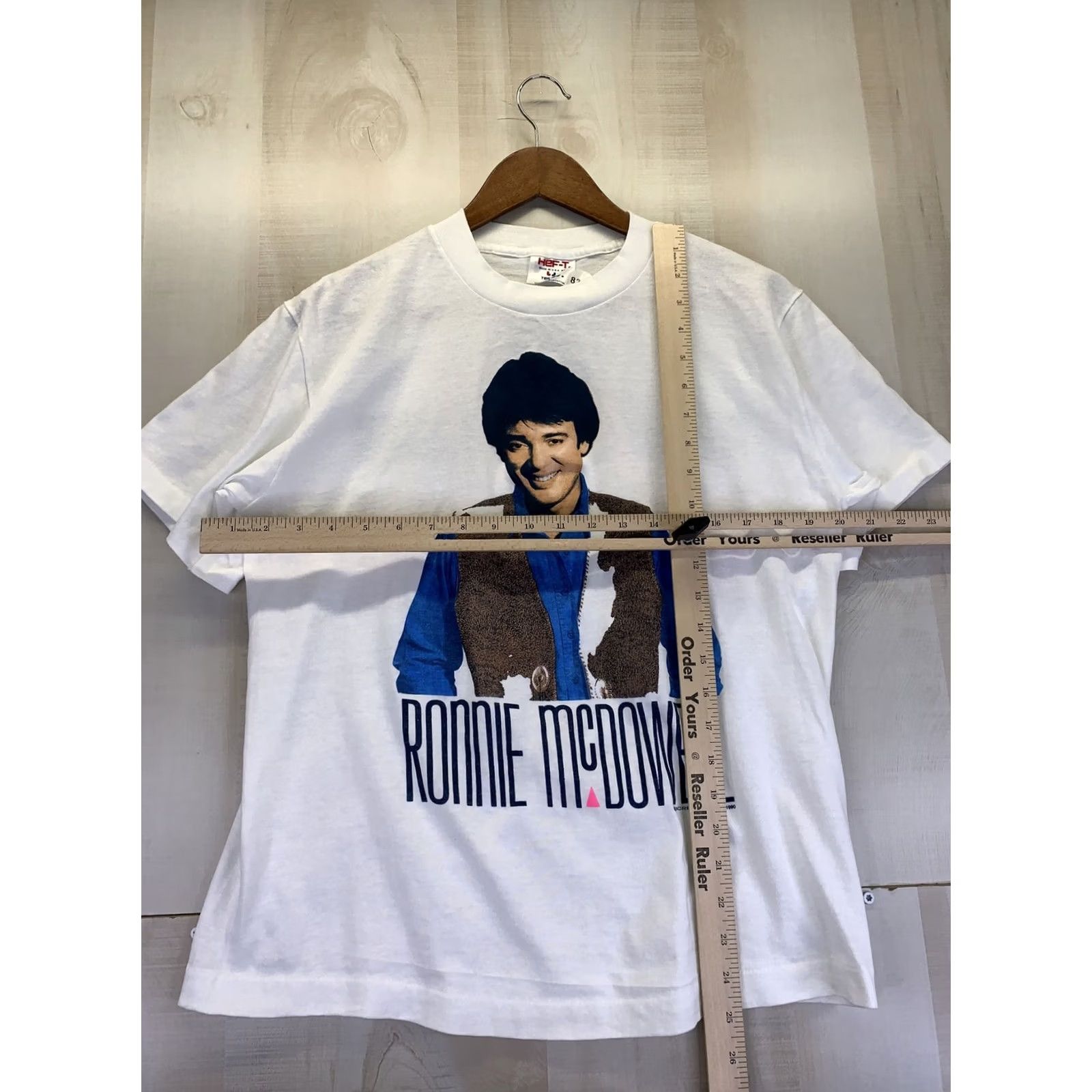 Vintage VINTAGE Ronnie McDowell White Tee Shirt Adult L White Graphic Tee Concert Unisex 1990s Mens Womens Size US L / EU 52-54 / 3 - 3 Thumbnail
