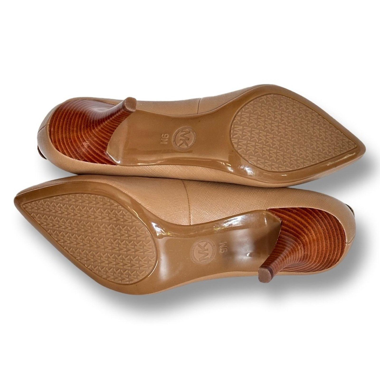 Michael Kors New Michael Kors Dorothy Flex Leather Pump Tan Sz 9 Size US 9 / IT 39 - 6 Thumbnail