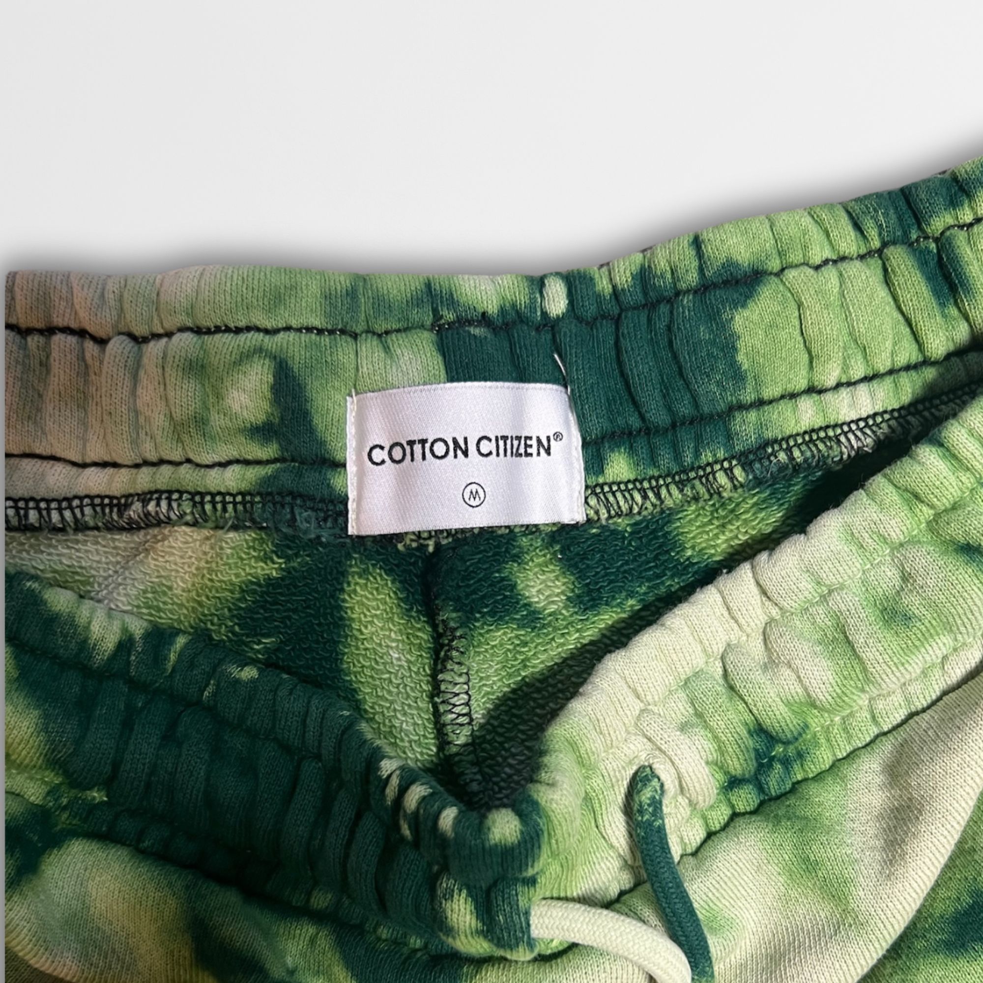 COTTONCITIZEN Cotton Citizen Green Tie-Dye Shorts Womens M Lightweight Cas Size 28" / US 6 / IT 42 - 4 Thumbnail