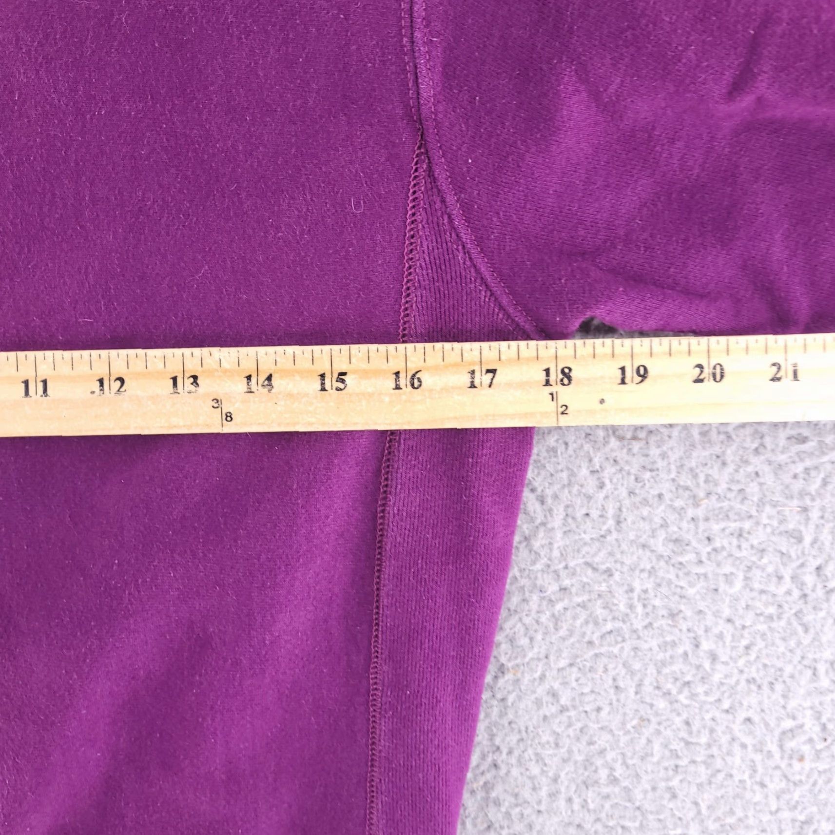 Champion VINTAGE Champion Sweatshirt Mens XS Purple Reverse Weave Extra Small Crewneck Size US XS / EU 42 / 0 - 6 Thumbnail