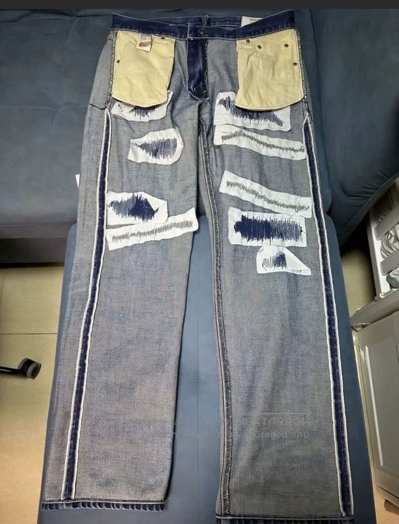 Neighborhood Neighborhood size L Jeans Size US 27 - 3 Thumbnail