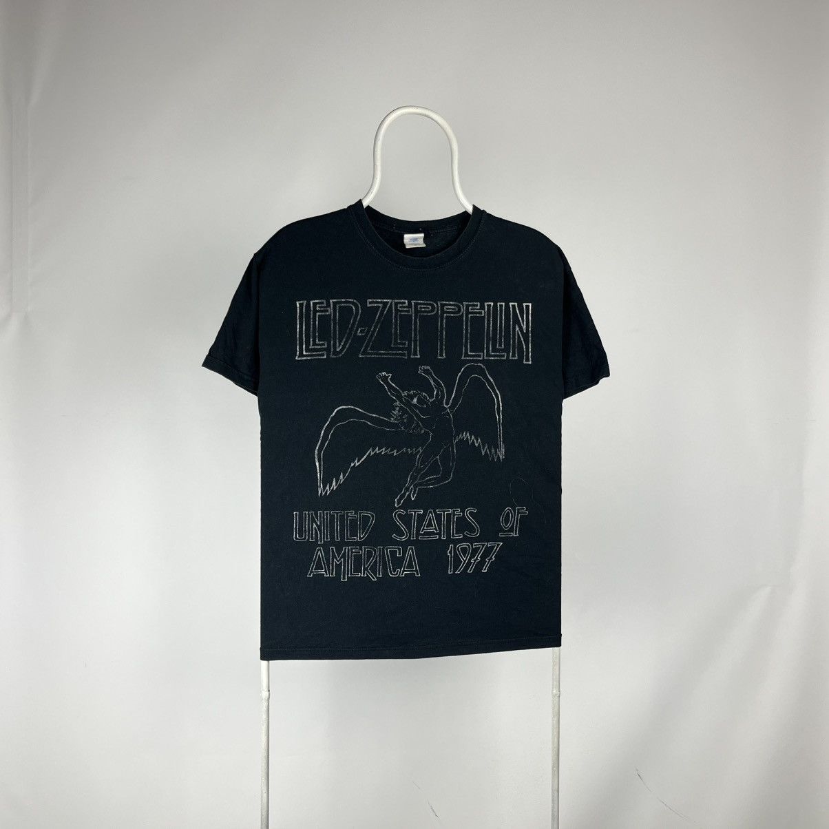 Led Zeppelin Led Zeppelin Tshirt rock band size Large Size US L / EU 52-54 / 3 - 1 Thumbnail