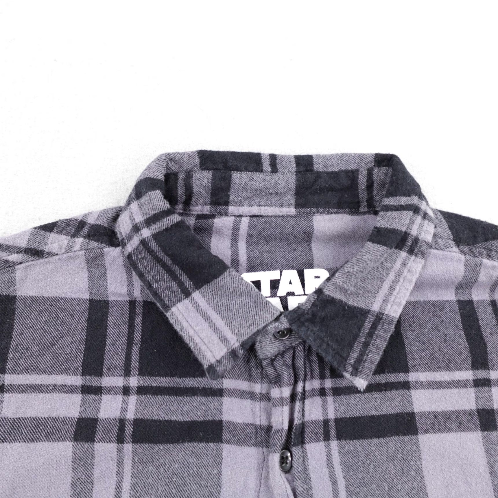 Disney Disney Star Wars Stormtrooper Flannel Button-Up Shirt Men Large Gray Plaid Size US L / EU 52-54 / 3 - 3 Thumbnail