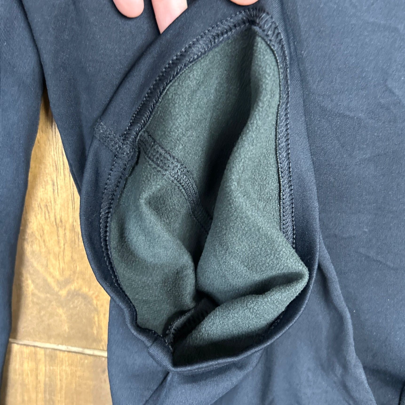 Vintage VINTAGE Columbia Womens Pants Black Pull On Terry Lined Bootcut Super Soft Stretch XS Size 26" / US 2 / IT 38 - 6 Thumbnail