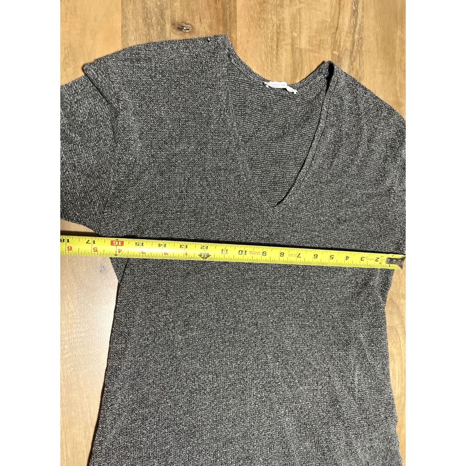 Zara VINTAGE? Zara Trafuluc Womens Long Sleeve V Neck Pullover Sweater M Heather Gray Shirt Womens Pullover Fall Winter Modern Knit Zara Size M / US 6-8 / IT 42-44 - 6 Thumbnail