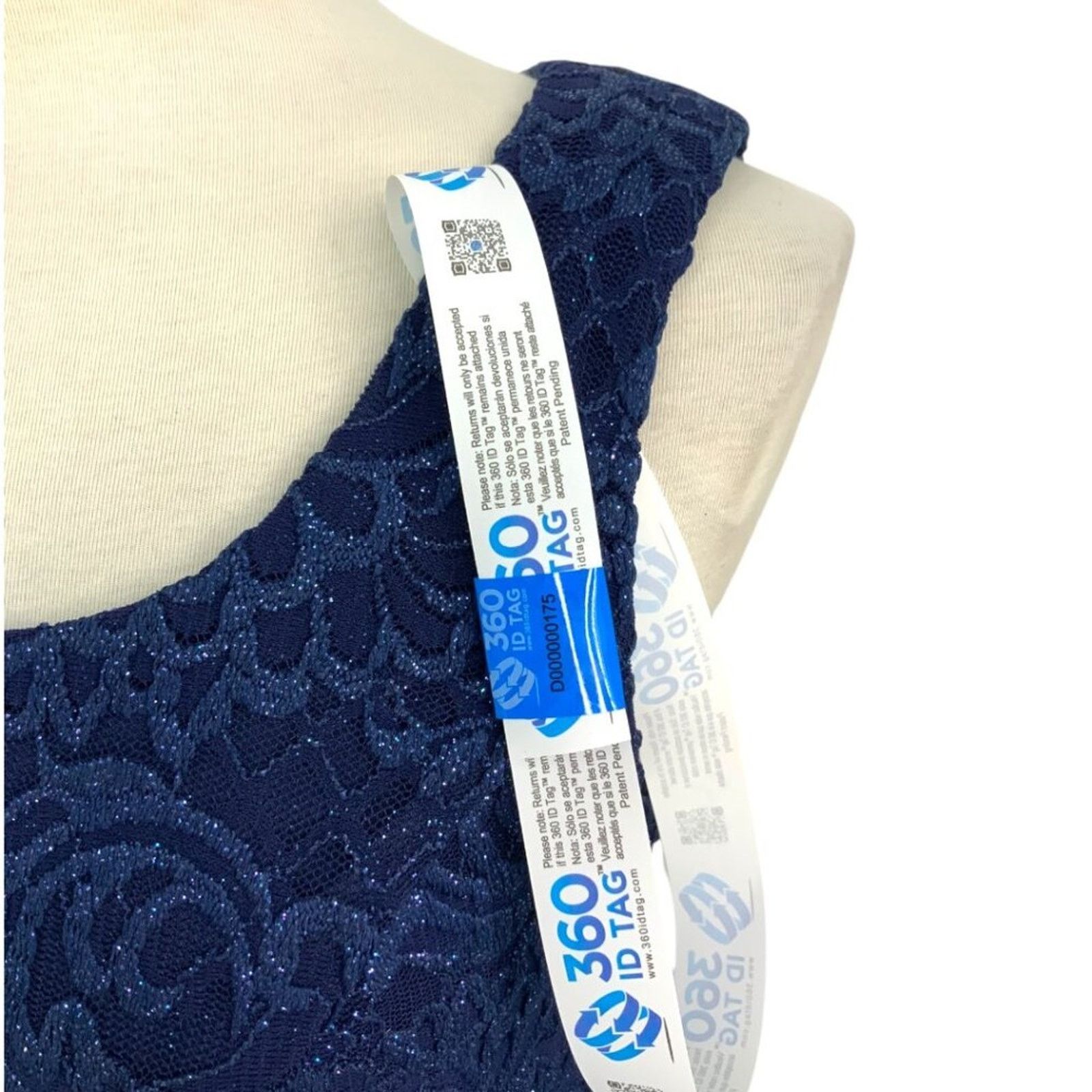 Alex Evenings Alex Evenings Embroidered Two-Piece Gown Navy Sz 6 NWT $229 Size S / US 4 / IT 40 - 8 Thumbnail