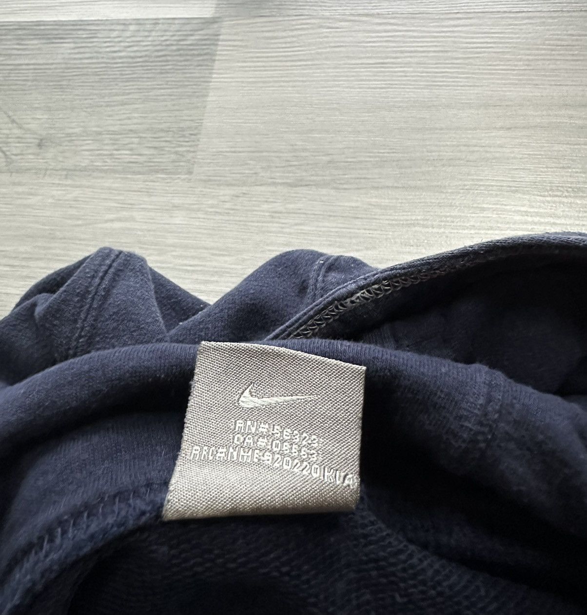 Nike Vintage sleeveless hoodie Nike air central logo Size US L / EU 52-54 / 3 - 8 Thumbnail