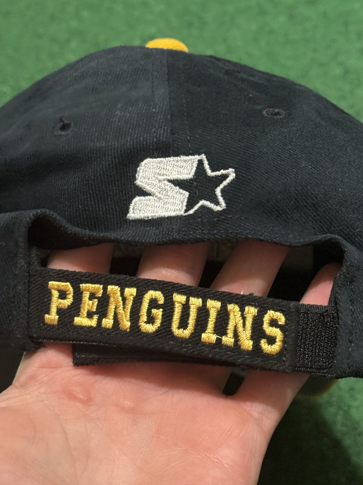 Starter Pittsburgh Penguins Starter Vintage 90s Strapback Dad Hat Size ONE SIZE - 7 Thumbnail