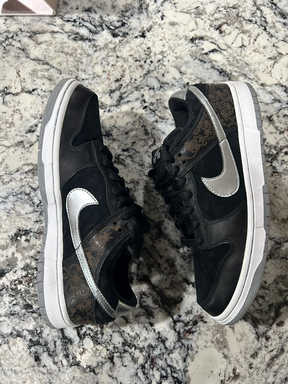 Nike SB Nike sb dunk takashi 2 sz9 2007 Size US 9 / EU 42 - 1 Thumbnail