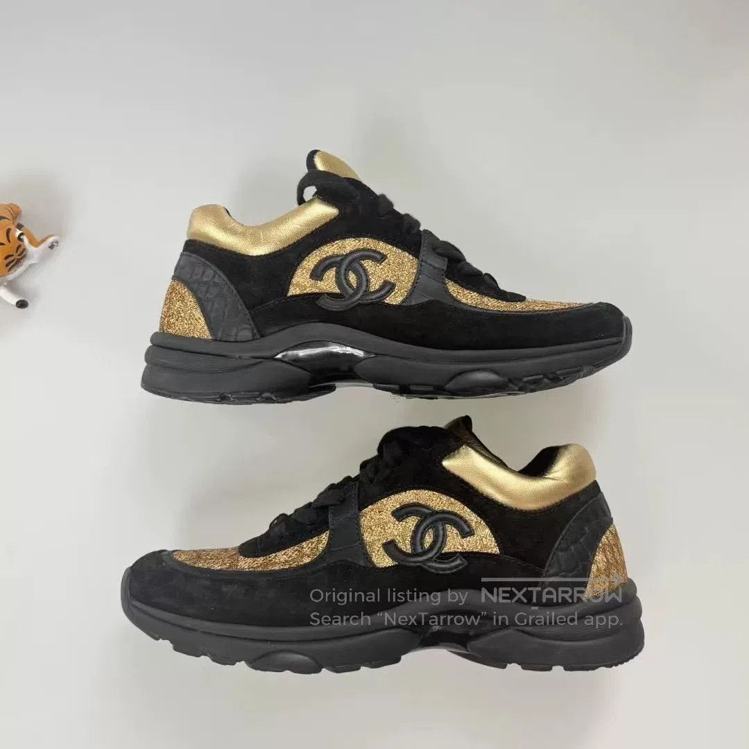 Chanel Chanel Black Gold Logo Sneakers. Size US 6 / IT 36 - 2 Thumbnail