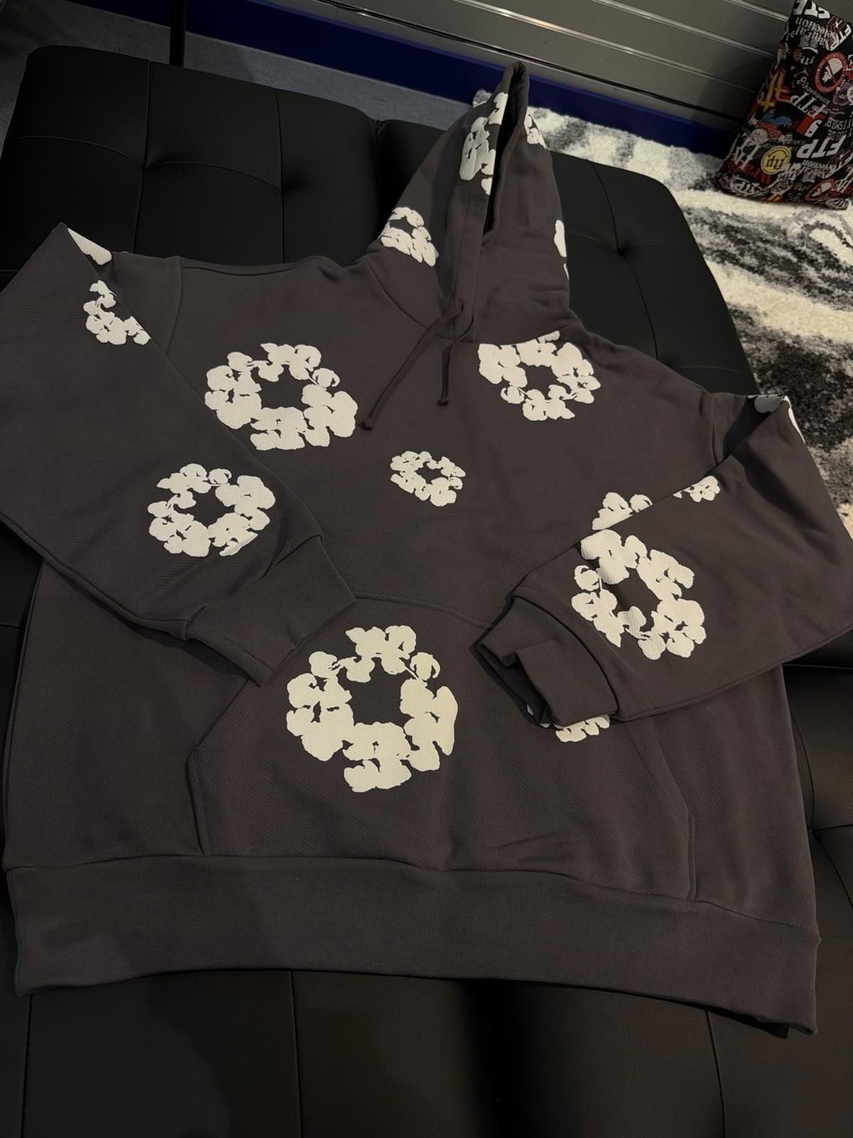 DENIM TEARS Denim Tears Hoodie 2025 100% Authentic Cotton Wreath Large Size US L / EU 52-54 / 3 - 3 Thumbnail