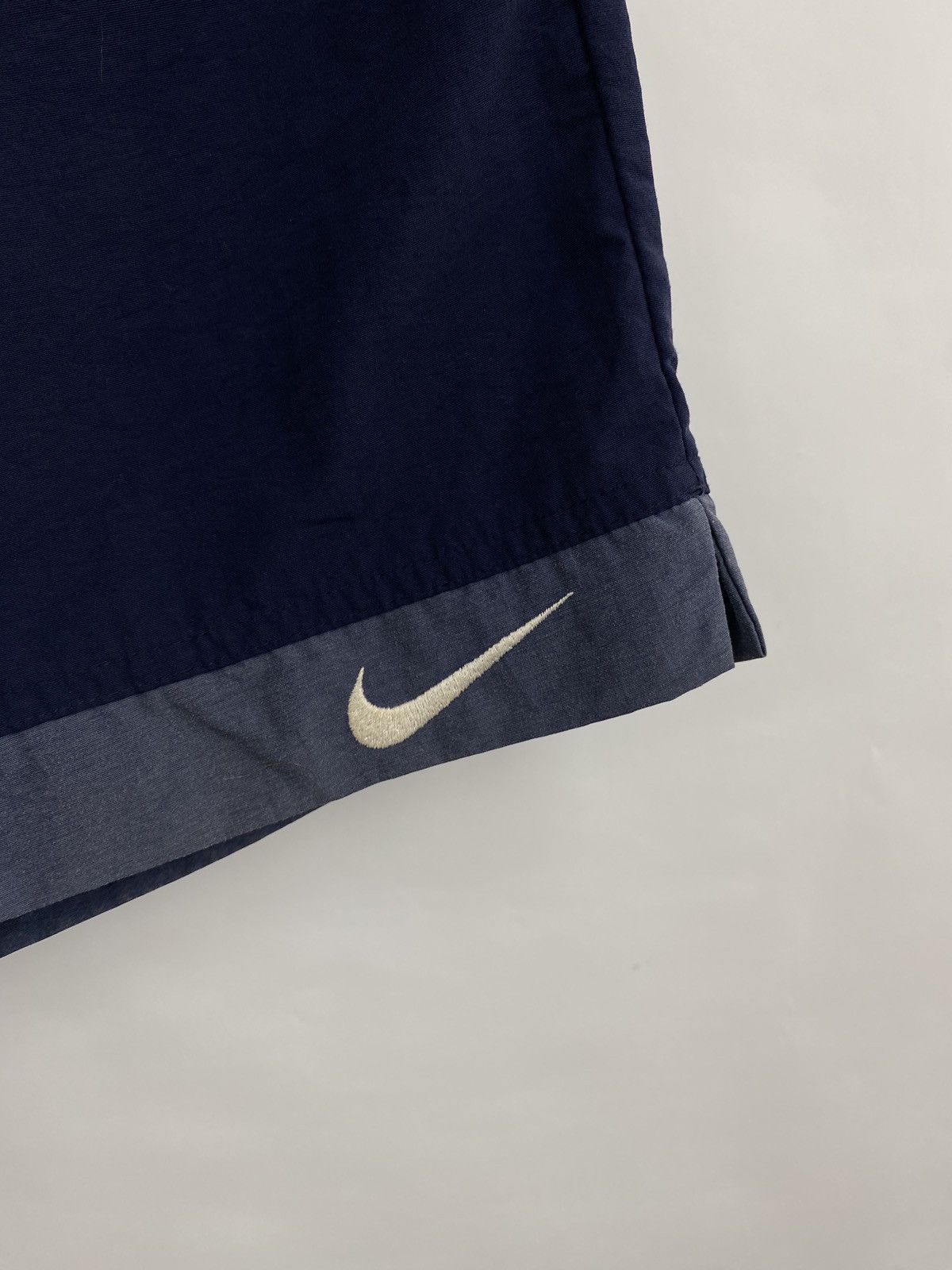 Nike 🇺🇸 Vintage 90s Nike Nylon Shorts Rare Retro Hype Y2K Size US 32 / EU 48 - 3 Thumbnail