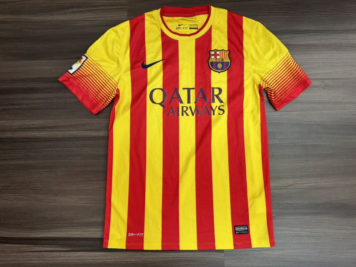 Nike Barcelona Migenes #4 2013/14 Away Soccer Football Jersey Size US S / EU 44-46 / 1 - 1 Thumbnail