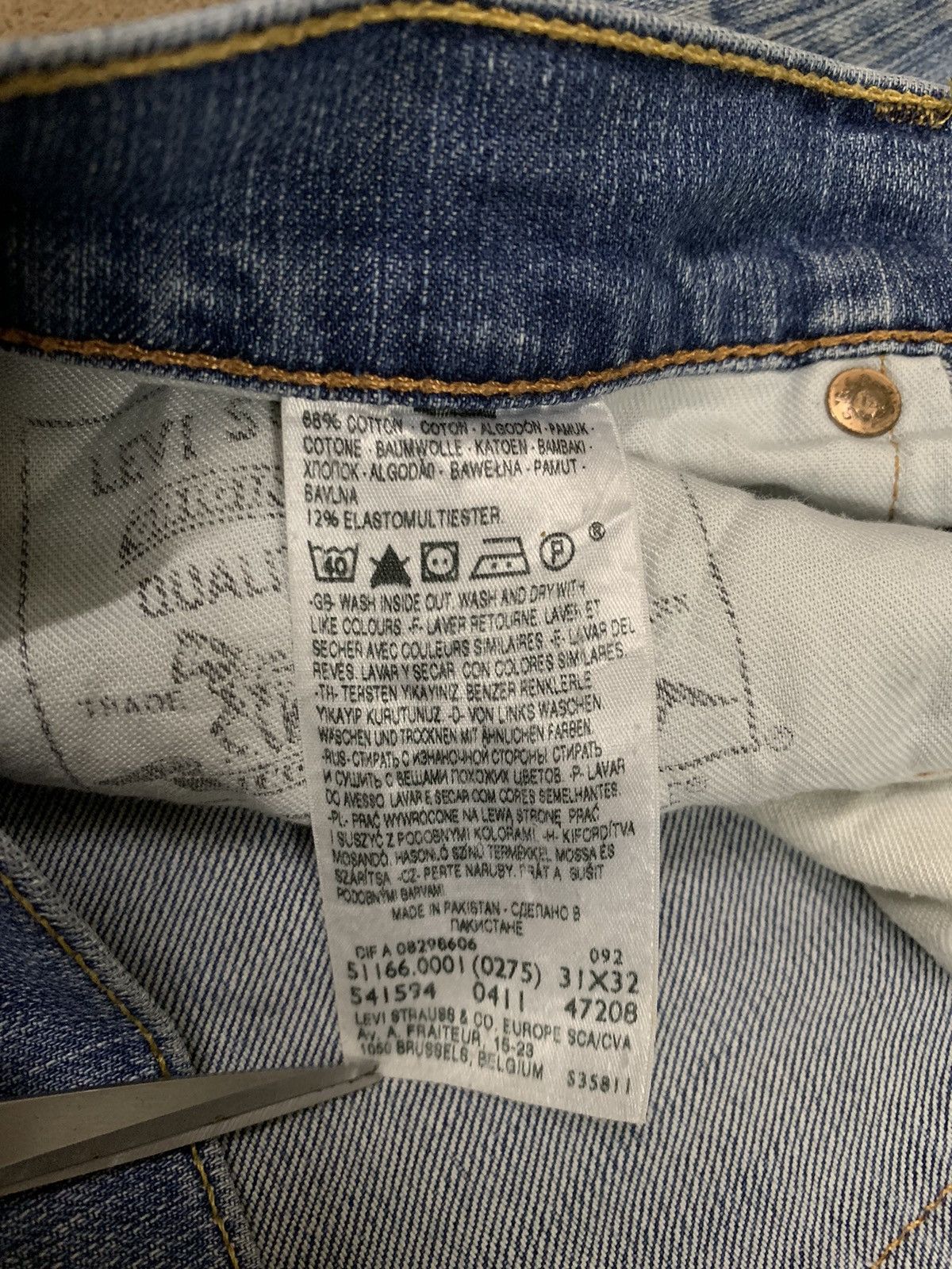 Levi's Vintage Clothing Vintage Y2K Levis 511 Blue Washed Distressed Grunge Jeans Size US 32 / EU 48 - 20 Thumbnail