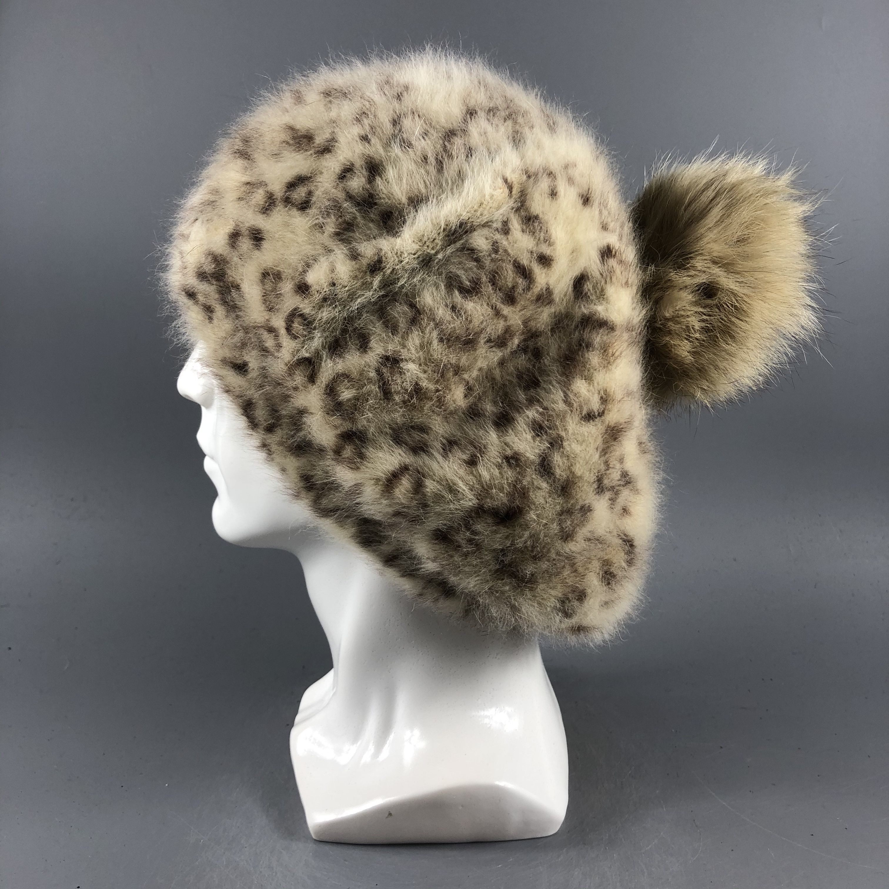 Japanese Brand × Vintage Japanese Brand Beanie Snow Hat Snow Cap -D132 Size ONE SIZE - 1 Thumbnail