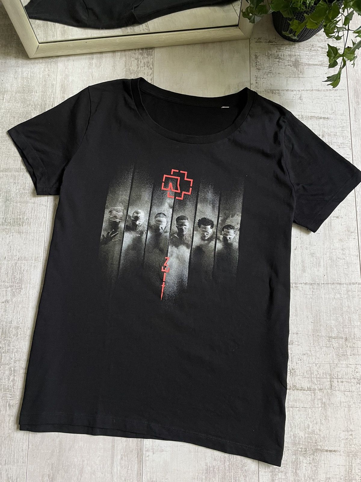 Band Tees Vintage Rammstein Zeit T-Shirt Black Logo Horror Y2K Size US L / EU 52-54 / 3 - 2 Thumbnail