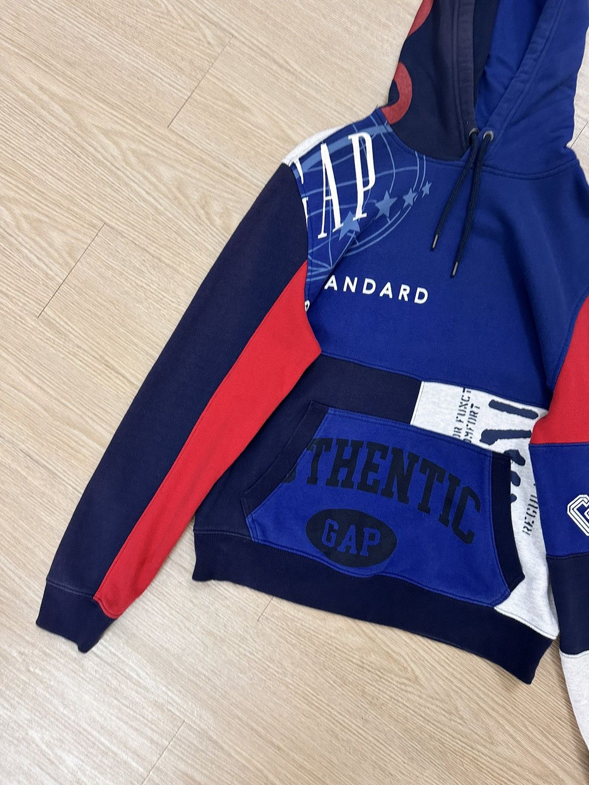 Beauty Beast Very Rare And Beautiful Gap Authentic Patchwork Hoodie Size US M / EU 48-50 / 2 - 4 Thumbnail
