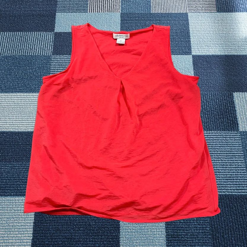 Liz Claiborne Liz Claiborne Tank Womens Red Pleated V-Neck Sleeveless Casual Lined PM Petites Size M / US 6-8 / IT 42-44 - 1 Thumbnail