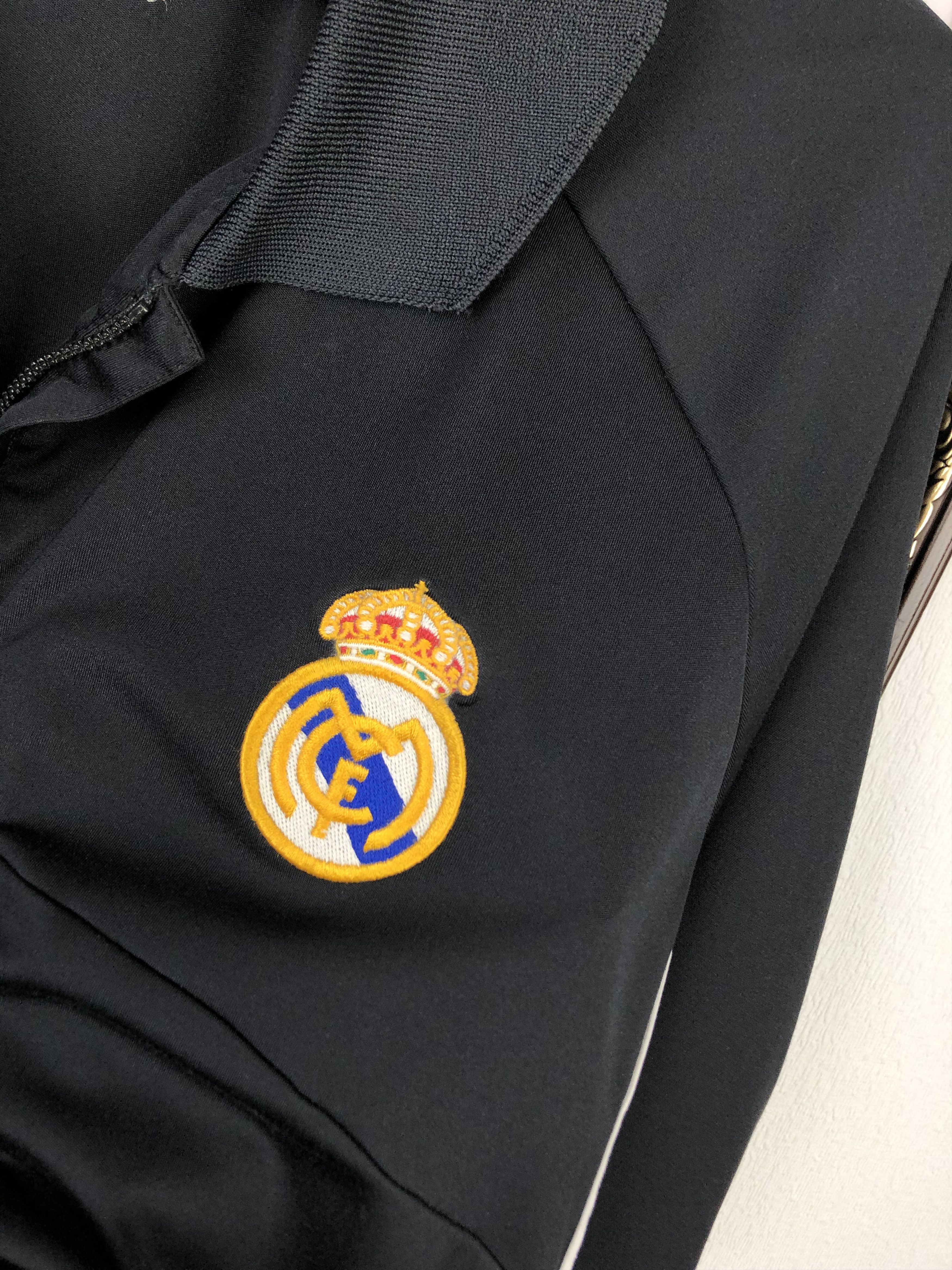 Adidas Vintage Adidas Real Madrid football 2001 Soccer Polo Tee Size US XL / EU 56 / 4 - 3 Thumbnail