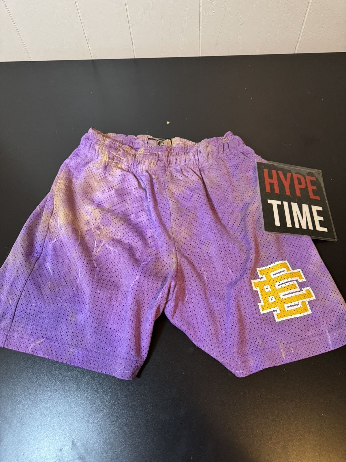 Eric Emanuel Eric emanuel tie dye shorts, they messed up the dye Size US 32 / EU 48 - 1 Thumbnail