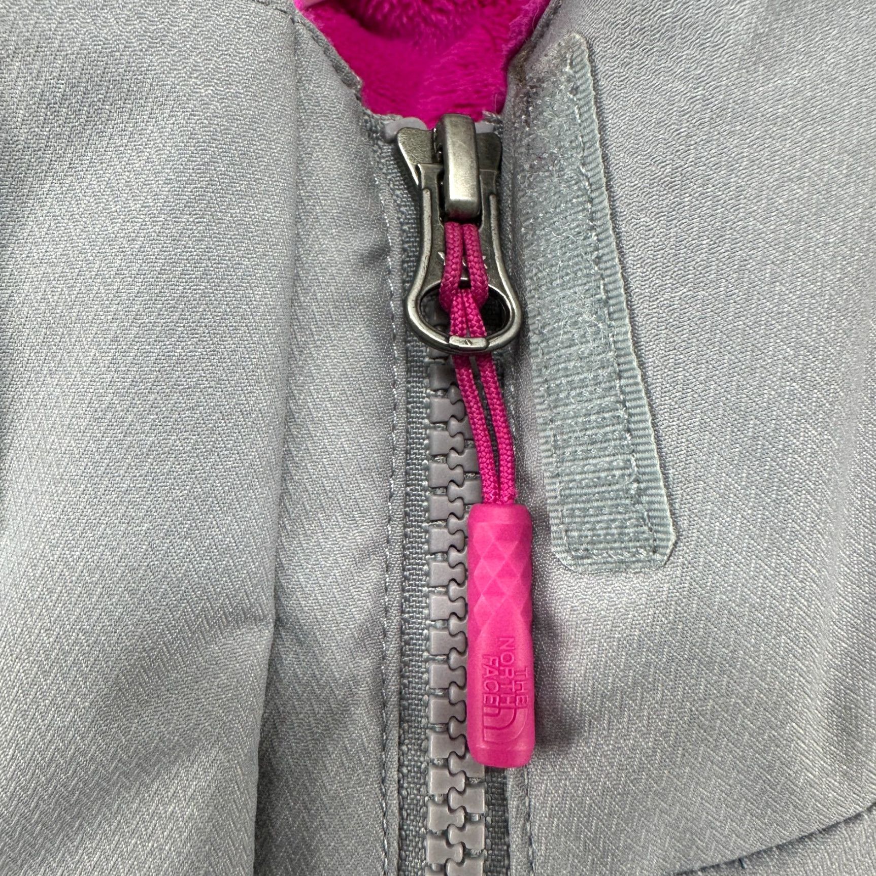 The North Face The North Face Jacket Womens Small Grey Pink Parka Hooded Fleece Lined Hyvent 2.5L Size S / US 4 / IT 40 - 5 Thumbnail