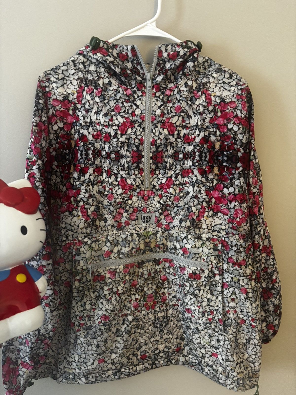 Iggy rose petal packable jacket