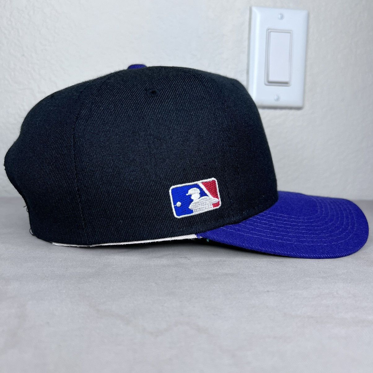 Sports Specialties 1990s Colorado Rockies Sports Specialties Side Logo Snapback Size ONE SIZE - 4 Thumbnail