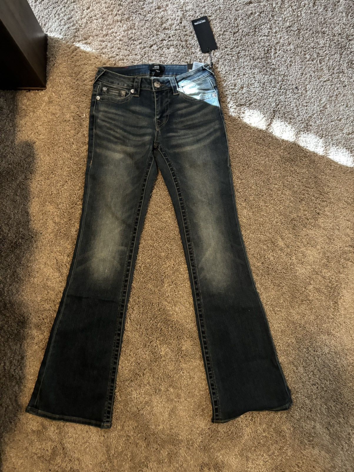 True Religion Becca Mid Rise Jeans Size 26" / US 2 / IT 38 - 1 Thumbnail