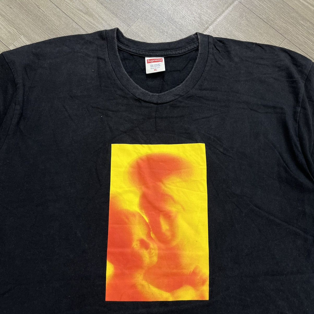 Supreme Rare💥 FW17 Supreme Andres Serrano “Madonna & Child” Tee Size US XL / EU 56 / 4 - 3 Thumbnail