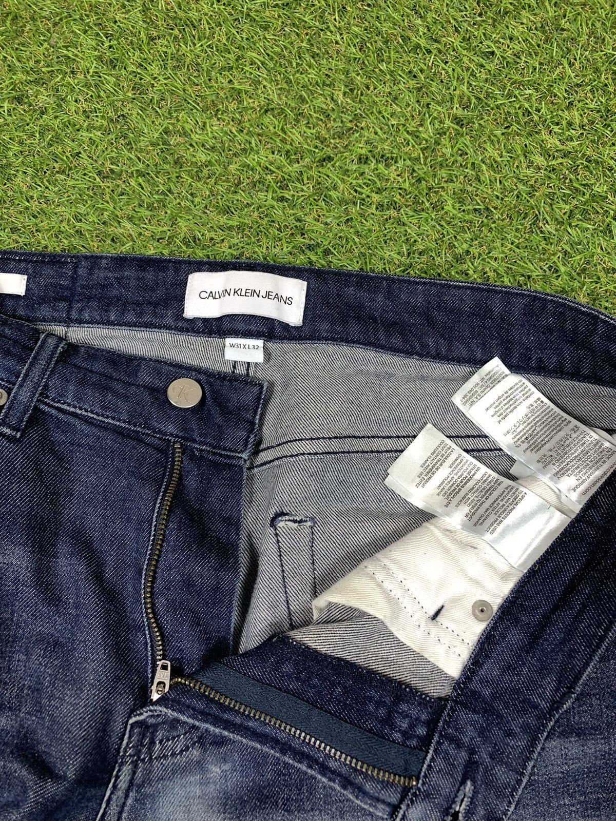 Calvin Klein Vintage Calvin Klein jeans streetwear style size 31x32 Size US 31 - 6 Thumbnail