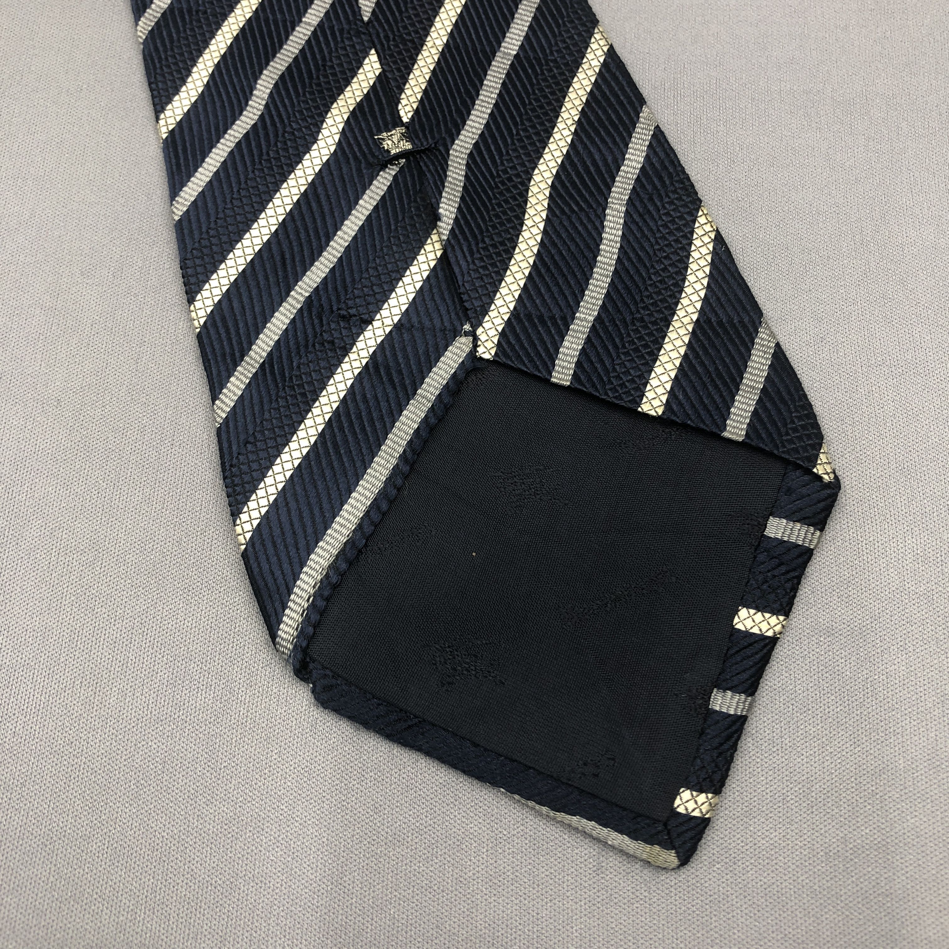 Burberry Vintage Burberry SILK Necktie Cravate Pure Silk Neck Tie Size ONE SIZE - 6 Thumbnail