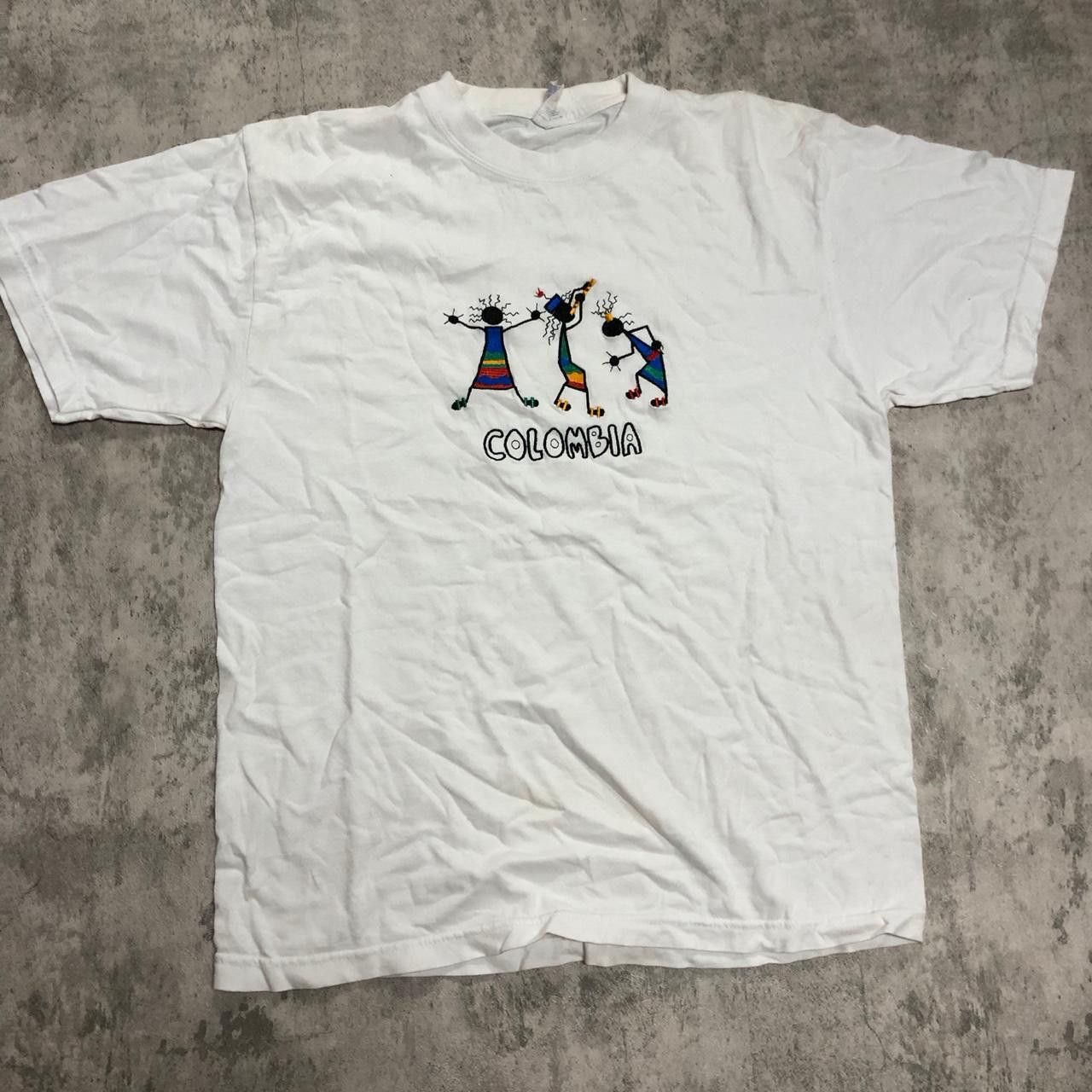 Other White embroidered Colombia T-shirt with a unique design tee Size US L / EU 52-54 / 3 - 1 Thumbnail