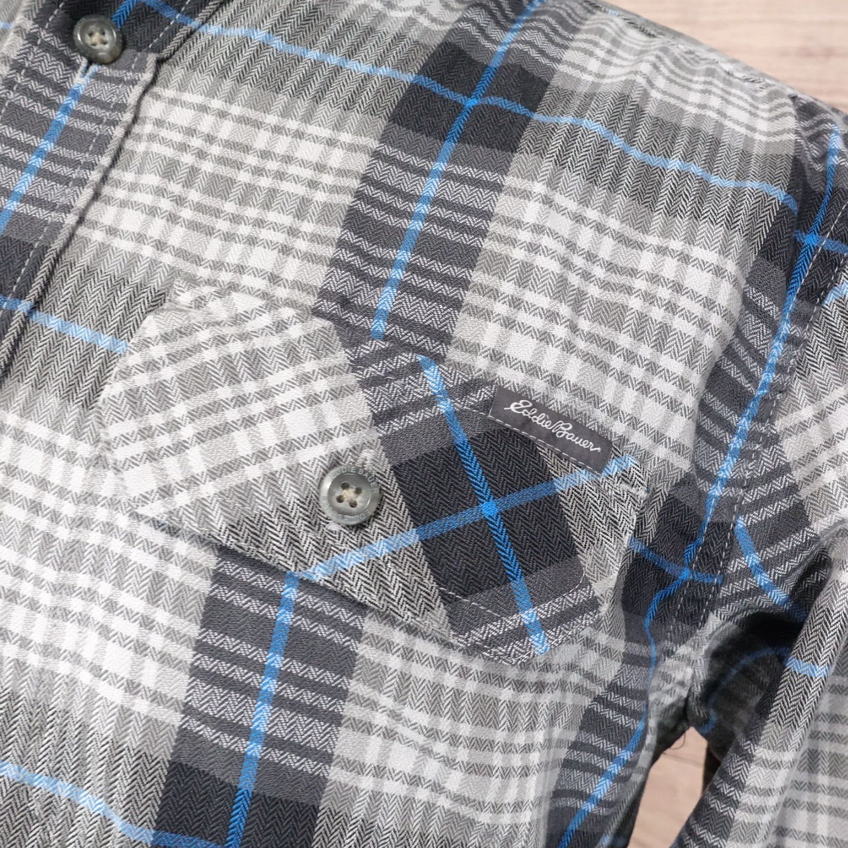 Eddie Bauer EDDIE BAUER LONG SLEEVE PLAID 100% POLYESTER BUTTON DOWN SHIRT MENS SZ M MEDIUM Size US M / EU 48-50 / 2 - 2 Thumbnail