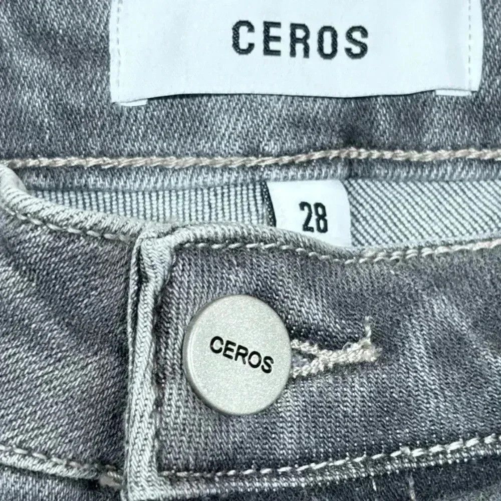 Other Ceros Crop Flare Jean NWT Size 29" - 6 Thumbnail