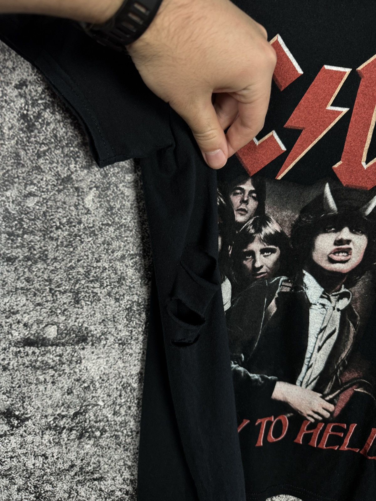 AC/DC AC/DC Highway To Hell Factory-Distressed T-Shirt Rock Tee Size US S / EU 44-46 / 1 - 7 Thumbnail