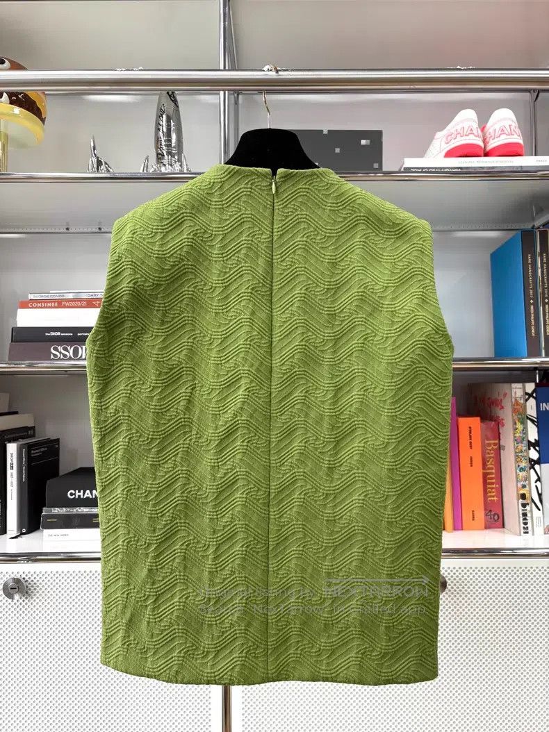 Prada Prada Green show triangle mark knitted vest Size XS / US 0-2 / IT 36-38 - 3 Thumbnail