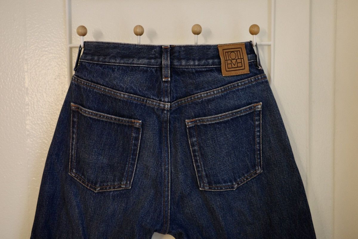 Toteme Toteme Dark Wash Twisted Seams Denim Jeans Size 25" / US 0 / IT 36 - 10 Thumbnail