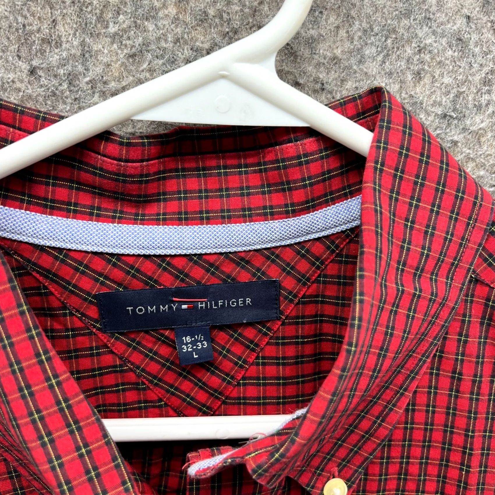 Tommy Hilfiger VINTAGE Tommy Hilfiger Shirt Men Large Adult Red Black Plaid Button-Down Casual Dress Shirt Size US L / EU 52-54 / 3 - 6 Thumbnail