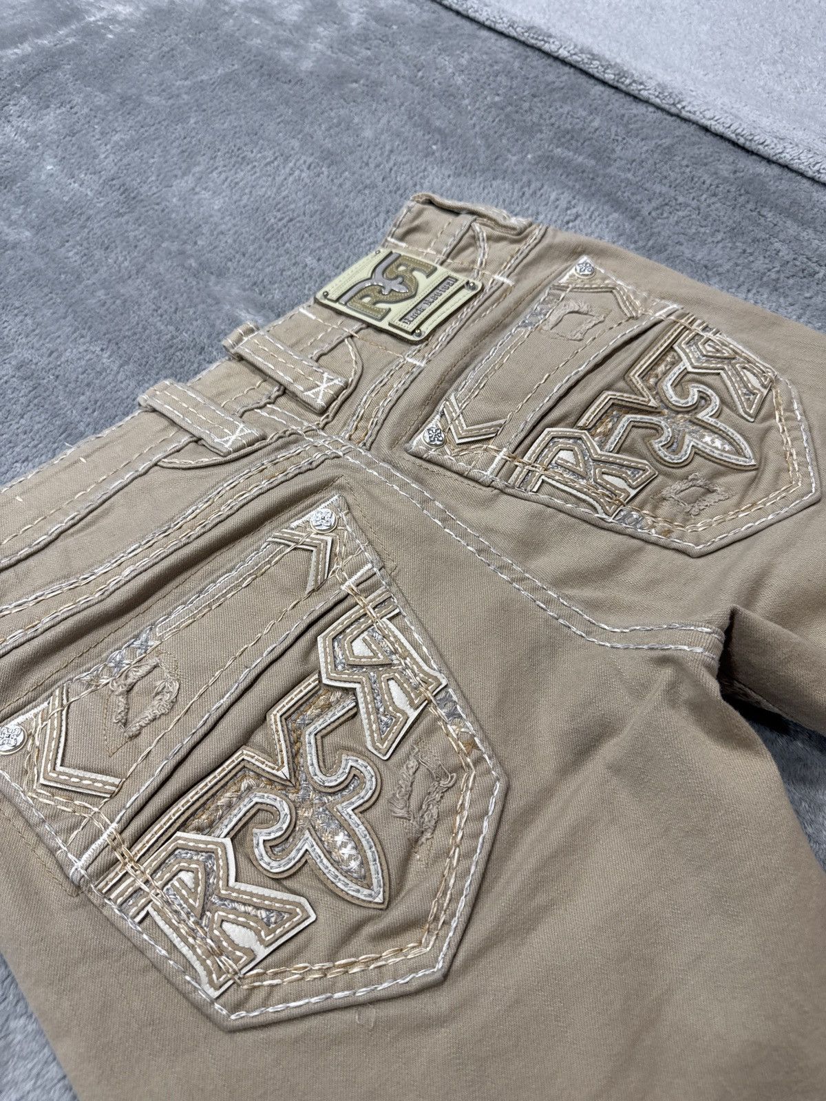 Rock Revival 31/32 rock revival jeans Beige Whiteish color way Size US 31 - 5 Thumbnail