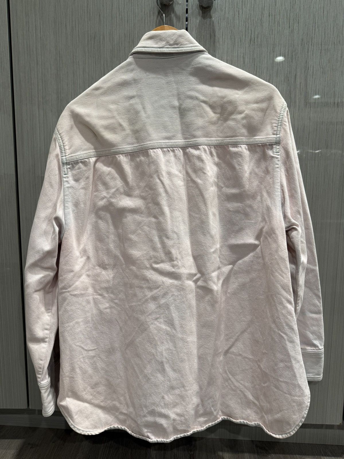 Louis Vuitton Louis Vuitton Bleached Pink Oversized Denim Jacket Size US M / EU 48-50 / 2 - 6 Thumbnail