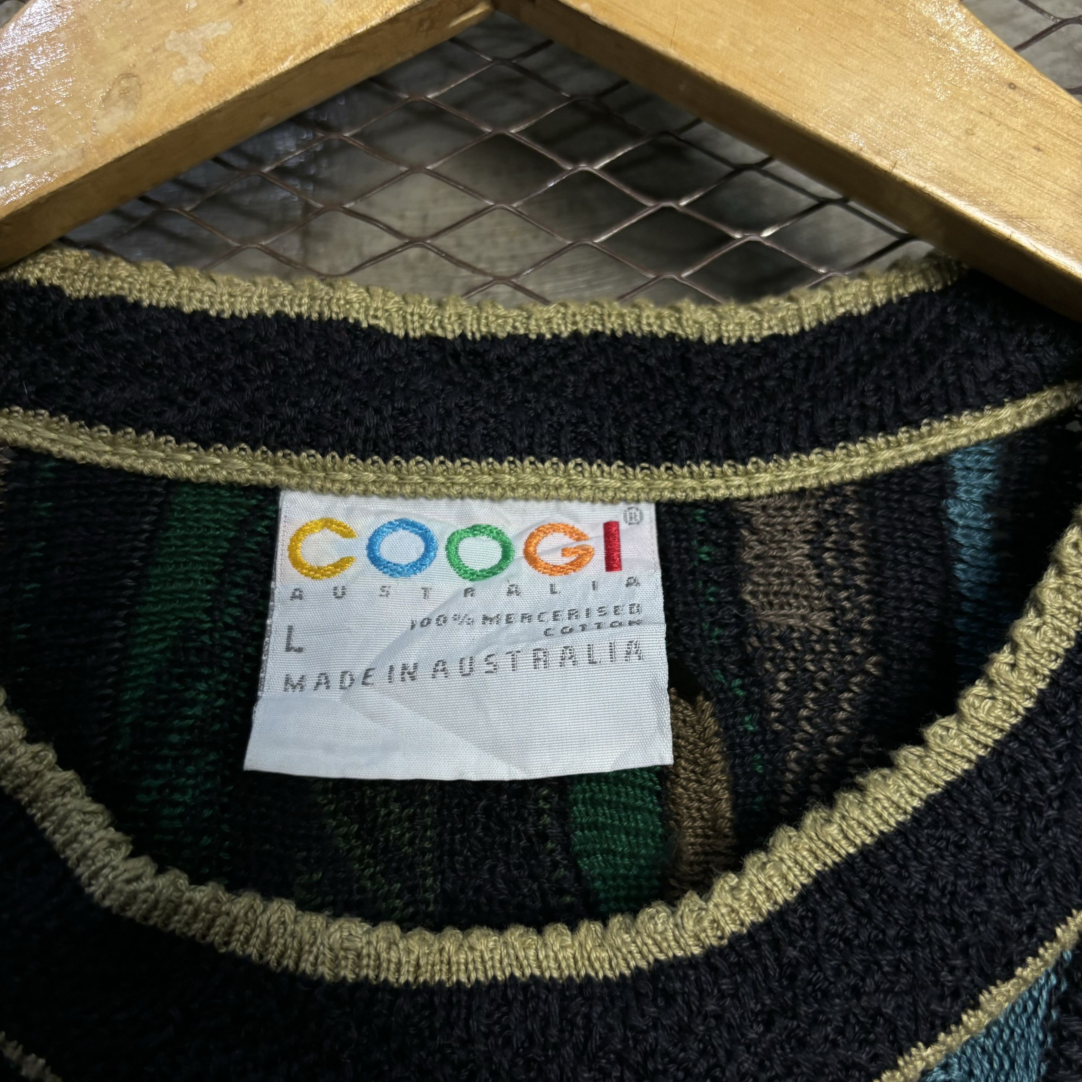 Coogi Vintage Coogi 3d Knit Sweater Size US L / EU 52-54 / 3 - 8 Thumbnail