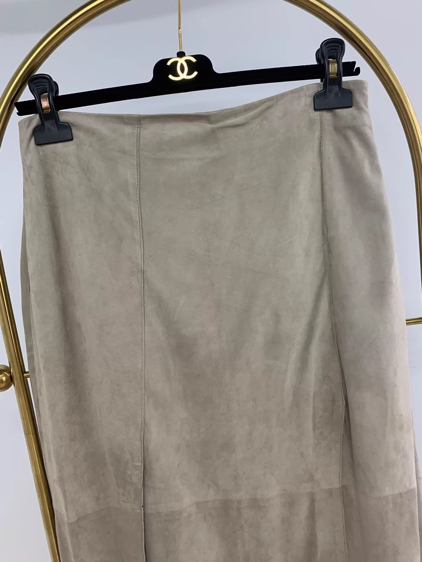 Brunello Cucinelli Brunello Cucinelli Suede Irregular Skirt 38 New Size 28" / US 6 / IT 42 - 2 Thumbnail