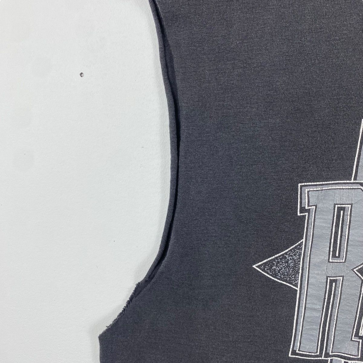 NFL × Vintage Vintage 90's NFL RAIDERS Logo Sleeveless Tank Tops Size US XL / EU 56 / 4 - 4 Thumbnail