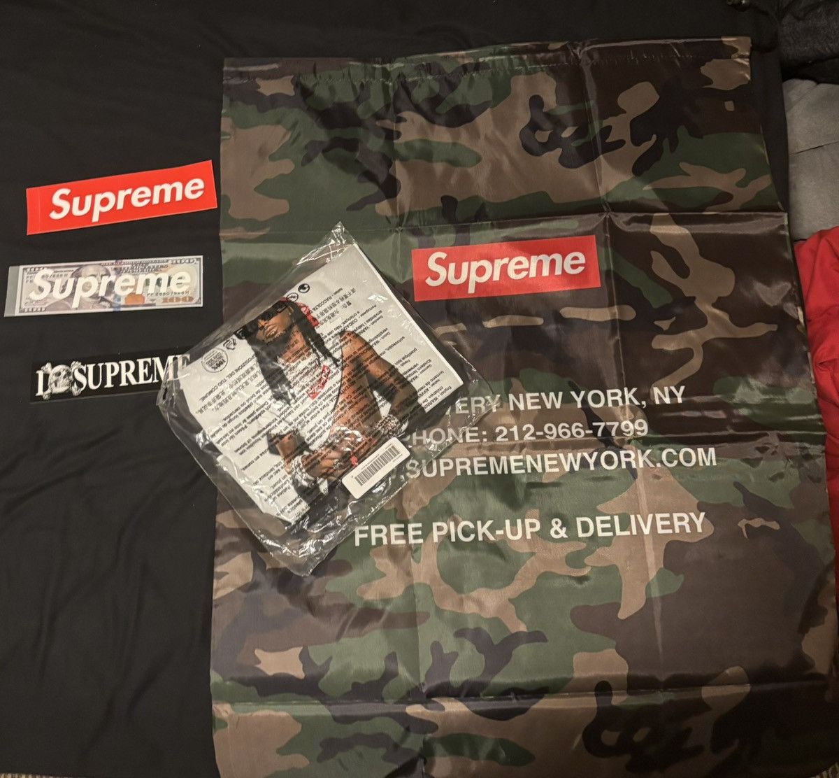 Supreme Playboi Carti x supreme shirt black Size US M / EU 48-50 / 2 - 2 Thumbnail