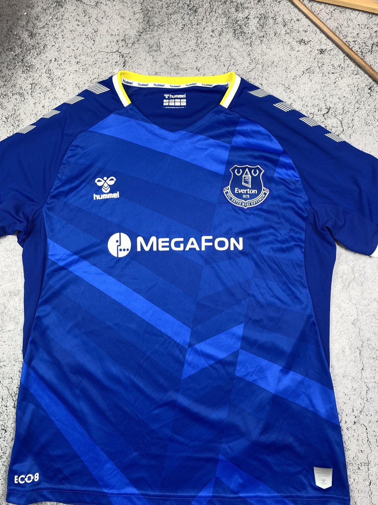 Hummel Hummel Everton FC 2021-2022 Women’s Home Shirt Size US16 Size XXL / US 16-18 / IT 52-54 - 2 Thumbnail