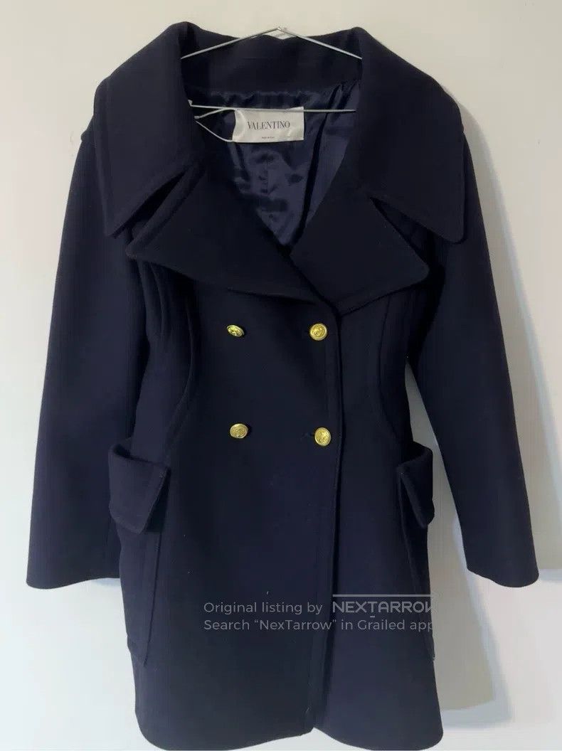Valentino Valentino Gold-buttoned wool coat Size S / US 4 / IT 40 - 1 Thumbnail